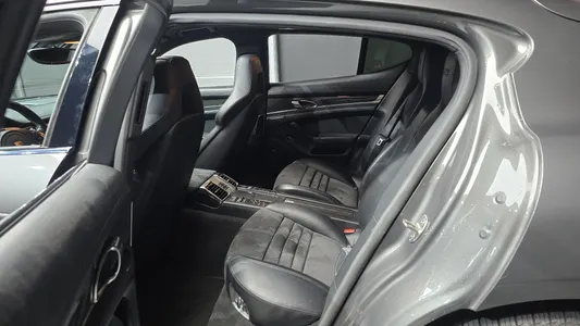 Porsche 파나메라 4.8 GTS 2014 11
