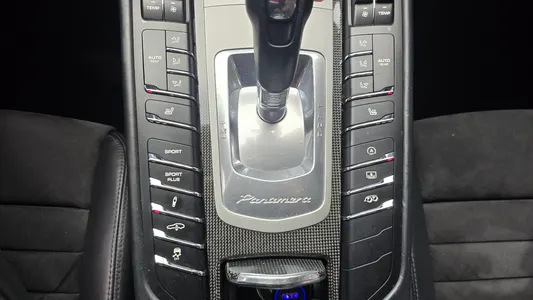 Porsche 파나메라 4.8 GTS 2014 16