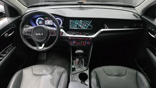 Kia 니로 1.6 HEV 2021 7