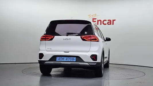 Kia 니로 플러스 2023 4