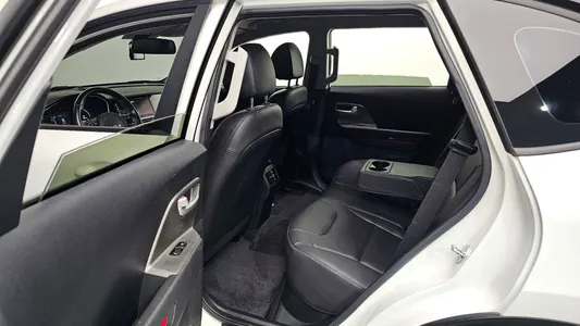 Kia 니로 플러스 2023 12