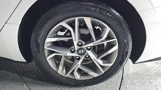 Hyundai (DN8) 2.0 LPG() 2019 5