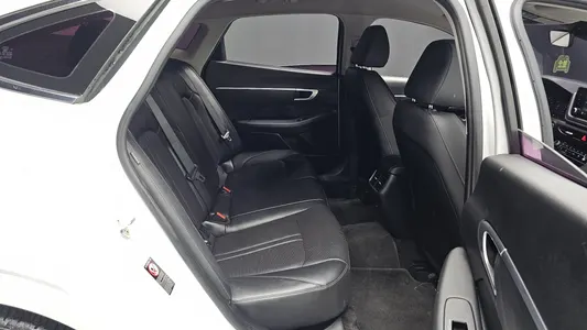 Hyundai (DN8) 2.0 LPG() 2019 11