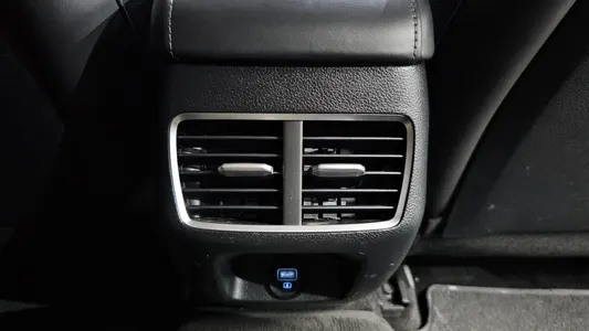 Hyundai (DN8) 2.0 LPG() 2019 31
