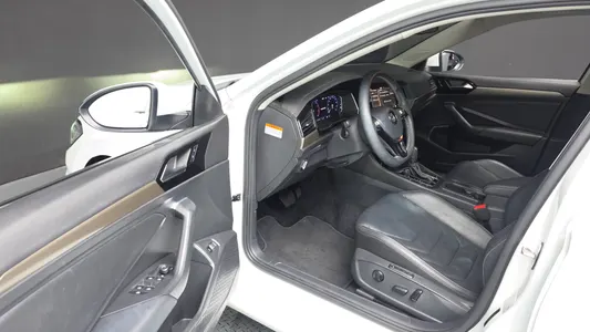 Volkswagen 7 1.4 TSI 2021 10