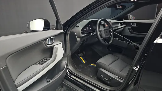 Polestar 2 2023 10