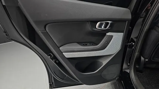 Polestar 2 2023 25