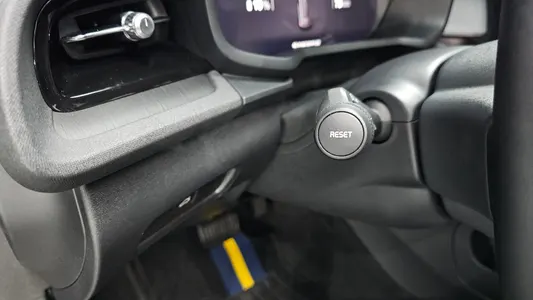 Polestar 2 2023 32