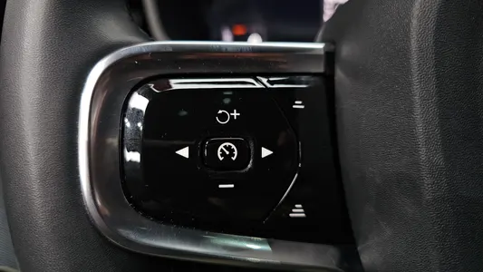 Polestar 2 2023 33