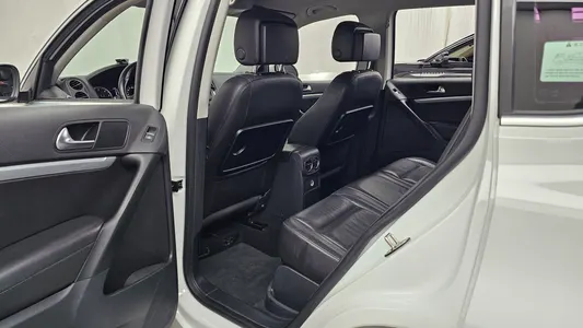 Volkswagen 티구안 2.0 TDI 2015 12