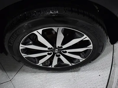 Kia 4 1.7 2WD 2016 6