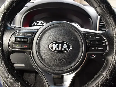Kia 4 1.7 2WD 2016 17