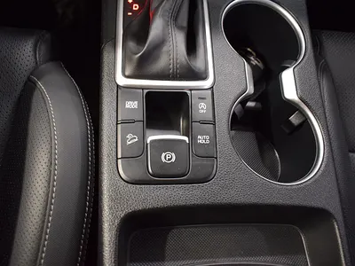 Kia 4 1.7 2WD 2016 22
