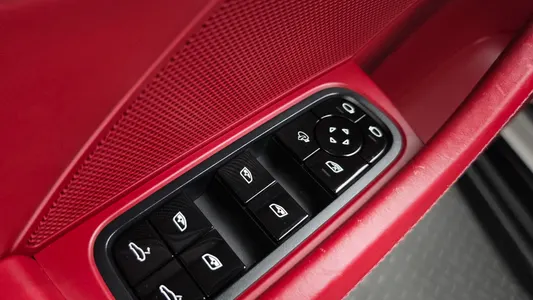 Porsche (971) 4.0 GTS 2021 38