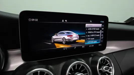 Mercedes-Benz C-Class W205 C200 2020 15