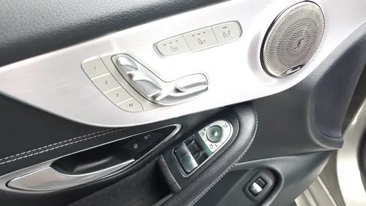 Mercedes-Benz C-Class W205 C200 2020 18