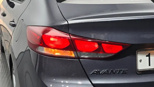 Hyundai AD 1.6 GDI 2017 20
