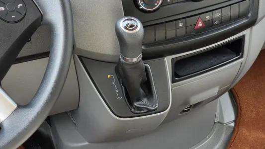 Mercedes-Benz 스프린터 3.0 2015 9