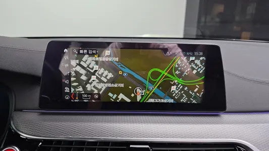 BMW 5 Series (G30) 520d xDrive M 2018 14