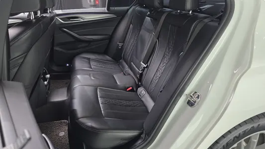 BMW 5 Series (G30) 520d xDrive M 2018 26