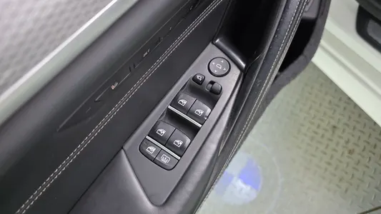 BMW 5 Series (G30) 520d xDrive M 2018 30