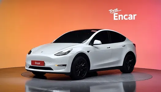 Tesla Y AWD 2022 21