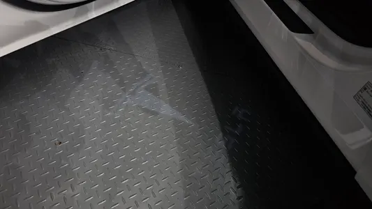 Tesla Y AWD 2022 42