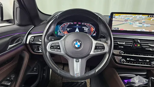 BMW 5 Series (G30) 523d xDrive M 2023 13
