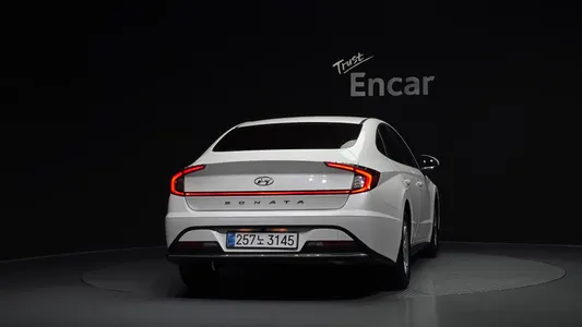 Hyundai (DN8) 2.0 LPG() 2020 4