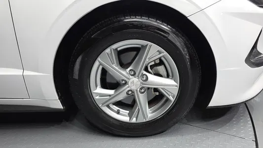 Hyundai (DN8) 2.0 LPG() 2020 21