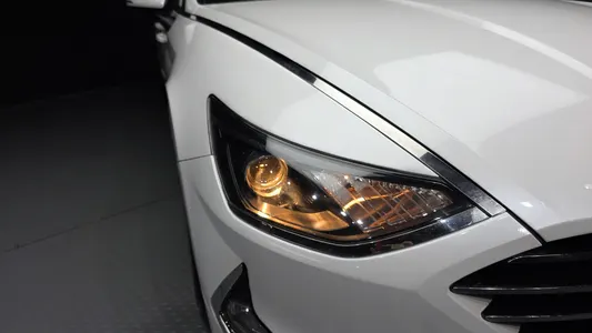 Hyundai (DN8) 2.0 LPG() 2020 22