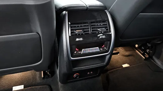 BMW XM (G09) 4.4 2023 30
