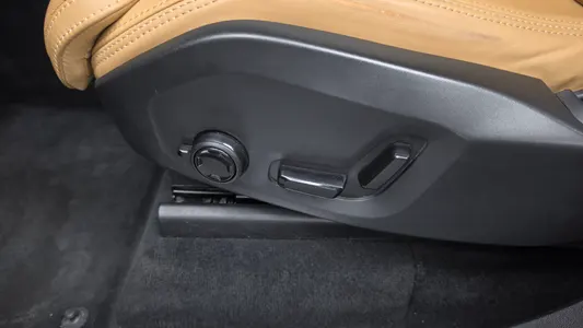 Volvo XC90 2 T8 2021 32