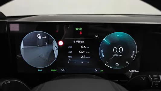 Hyundai (GN7) 2023 8