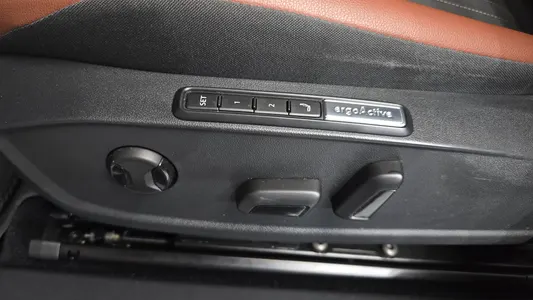 Volkswagen ID.4 2023 33