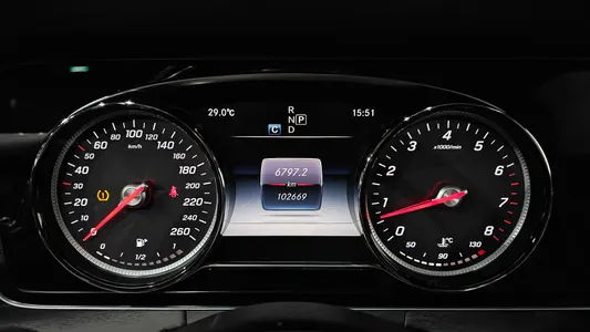 Mercedes-Benz E-Class W213 E200 2017 7