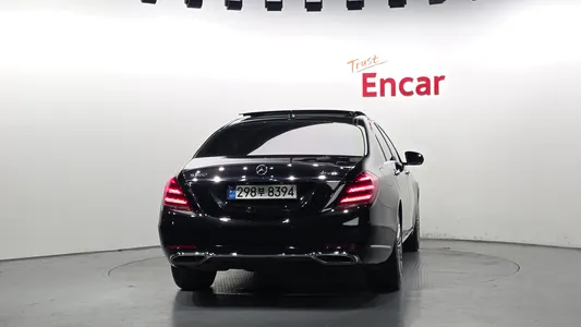 Mercedes-Benz S-Class W222 S560L 4MATIC 2019 4