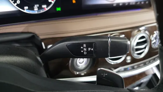 Mercedes-Benz S-Class W222 S560L 4MATIC 2019 9