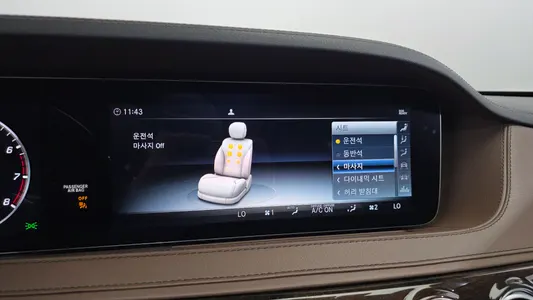 Mercedes-Benz S-Class W222 S560L 4MATIC 2019 32