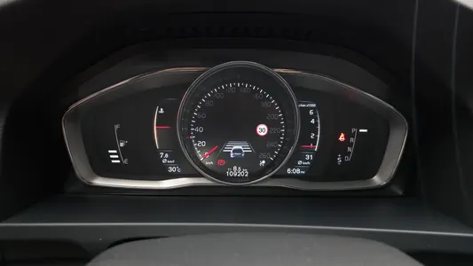 Volvo V60 T5 AWD 2015 8