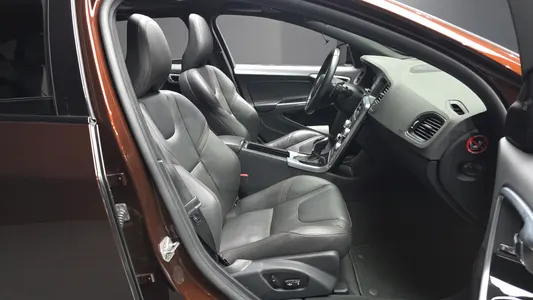 Volvo V60 T5 AWD 2015 11