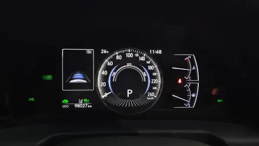 Lexus ES300h 7 2019 8