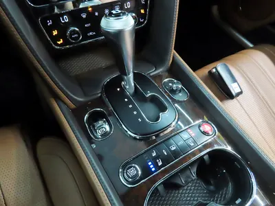 Bentley 2 4.0 2015 13