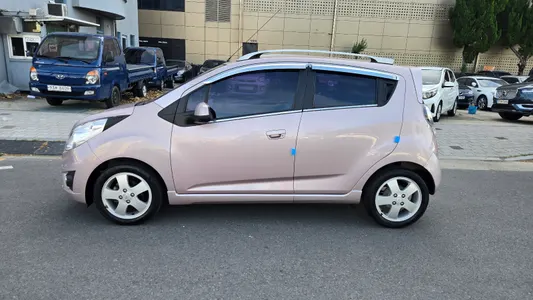 Chevrolet Spark LT 2012 8