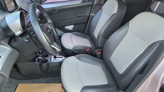 Chevrolet Spark LT 2012 10