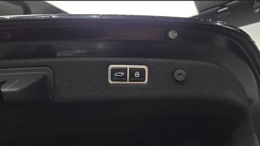 Genesis G70 3.3T 4WD 2021 18