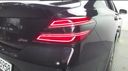 Genesis G70 3.3T 4WD 2021 23
