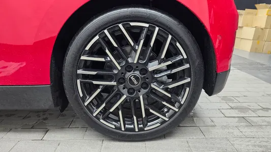 MINI 4 SE 2024 21