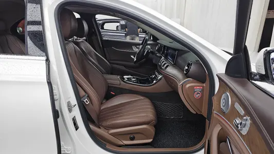 Mercedes-Benz E-Class W213 E220d 4MATIC 2017 11