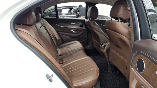 Mercedes-Benz E-Class W213 E220d 4MATIC 2017 12